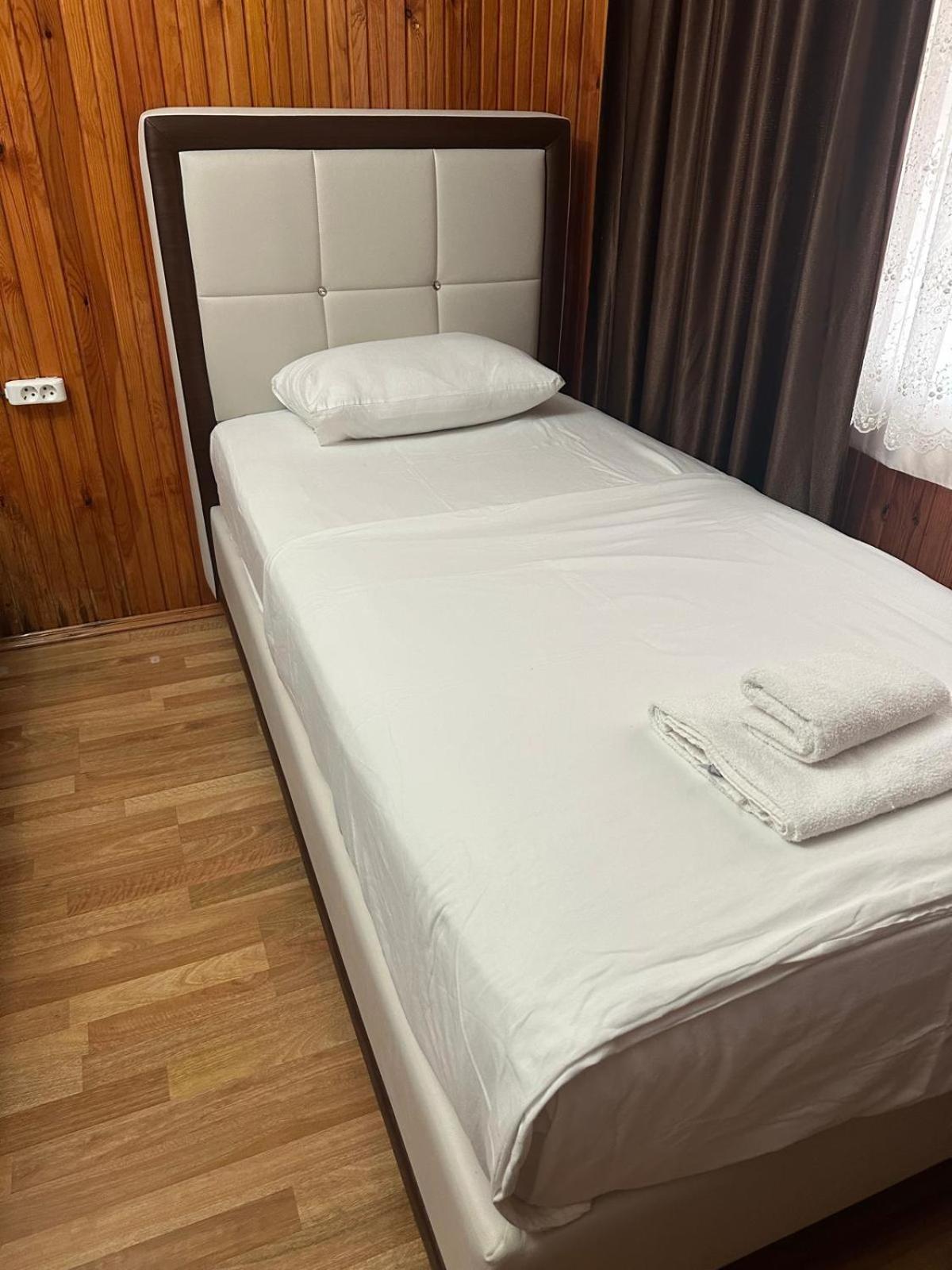 Pilot Hotel 2 Tayakadin エクステリア 写真